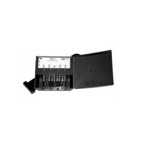 Triax MFD 411 DiSeqC switch 4x1 + antenne ingang